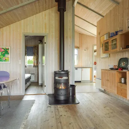 펜션 Three-bedroom In